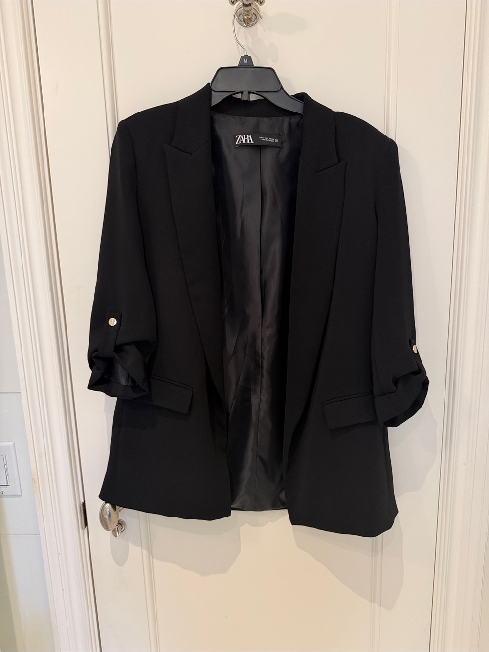 Zara Black Open-Front Blazer with Roll-Tab Sleeves